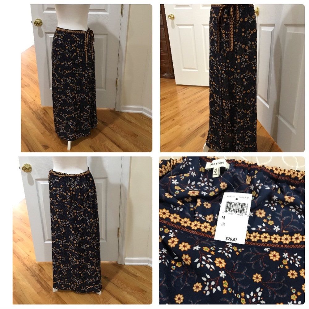 Skirt with floral details